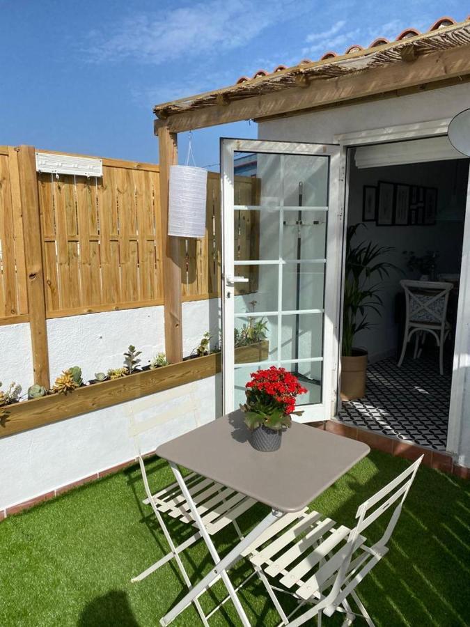 이코드레로스비노스 Apartamento Acogedor En El Norte De La Isla 아파트 외부 사진